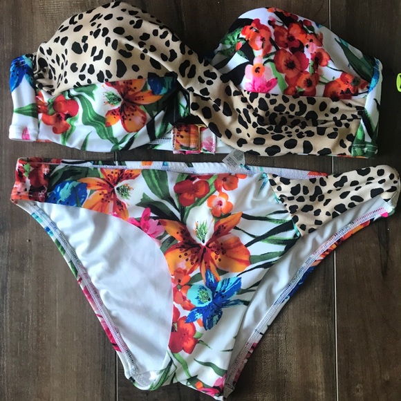Victoria’s Secret bikini